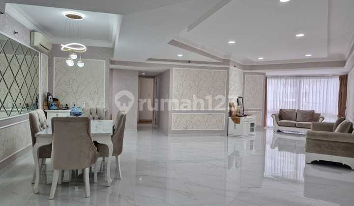 Apartemen Taman Anggrek Jual 3BR - Apartemen di Taman Anggrek.

T #562733