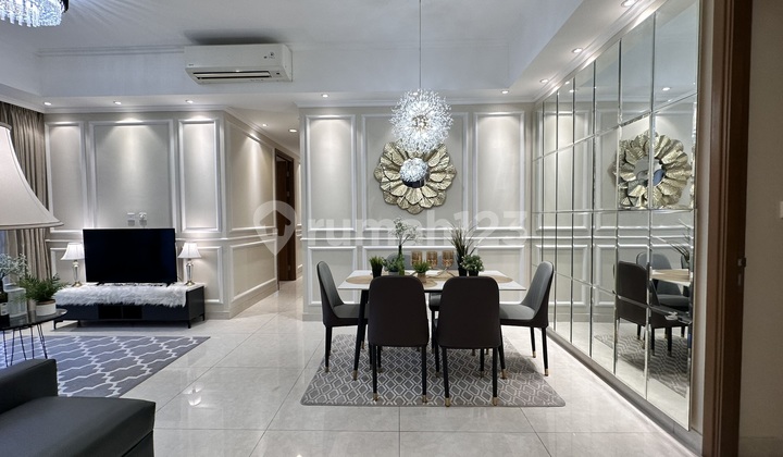 Apt Lux Taman Anggrek Residences 3 Kamar 135M Private Lift - foto 1