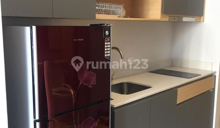 Dijual Apartemen Tipe Studio Full Furnished di Taman Anggrek - foto 1
