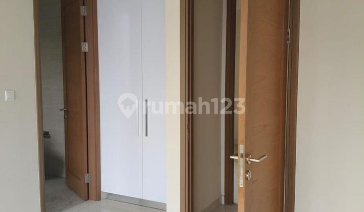 Condo Taman Anggrek 135M T. Beach SF 3+1 BR Privat Lift Jual Rugi - foto 1