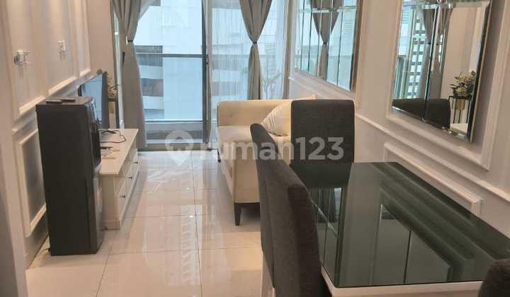 Dijual Bagus Taman Anggrek Residences 3 Bedroom Furnished Nice - foto 1
