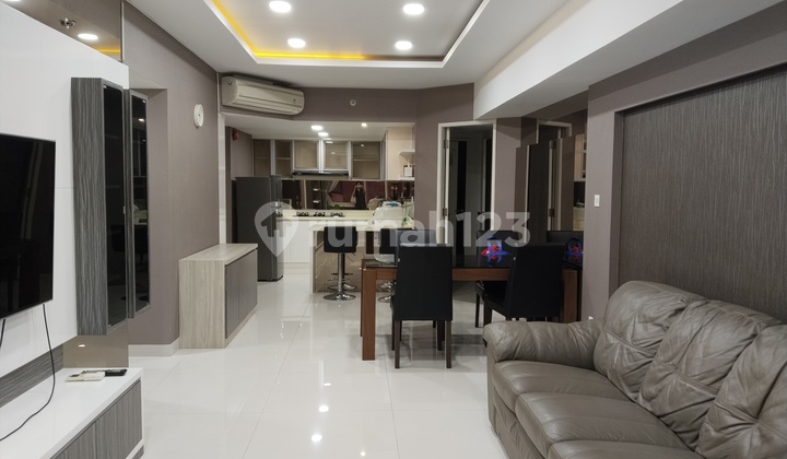 Apartemen Taman Anggrek Jual Studio - Di Taman Anggrek, Jakarta Bara #617796