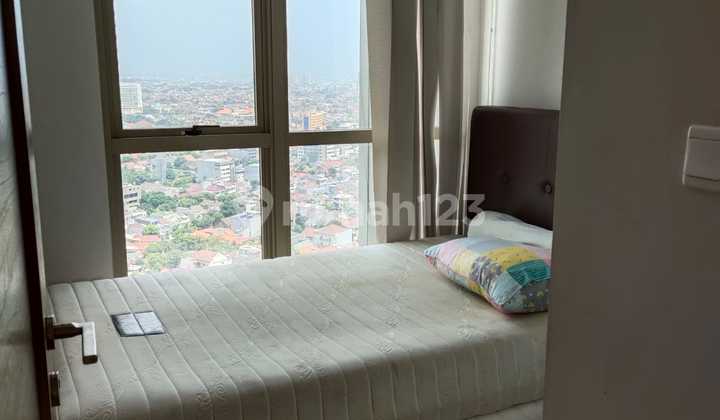 Dijual Apartemen Taman Anggrek Residence Type 3 Br Lantai Tinggi - foto 1
