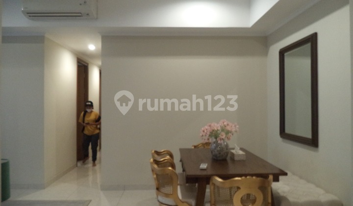 Apartemen Taman Anggrek Jual 4BR 135m² Lt.135 - Unit apartemen 1 lantai di kaw #666181