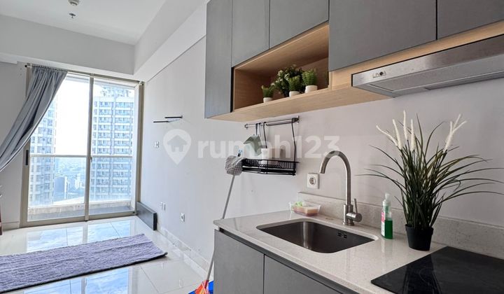 Turun Harga! Dijual Apartemen Taman Anggrek Residence - foto 1