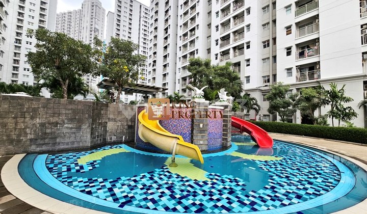 3 Menit ke Central Park Mall & Apl Tower, Dijual 2Br Mediterania Garden 2 Furnished Pool View Jakarta Barat - foto 1