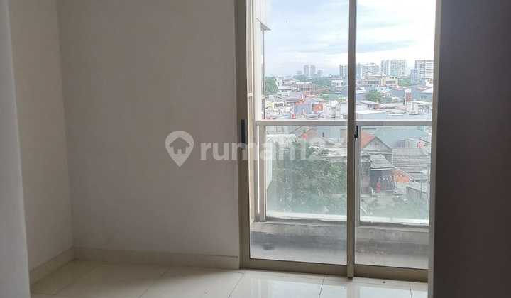 Termurah Dijual Studio Taman Anggrek Residence, Unit Masih Baru, Lantai Rendah - foto 1