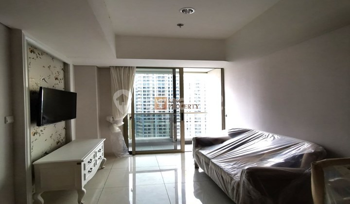 Dijual 1Br Furnished Minimalis, Dekat Central Park, Central Park 2 & Apl Tower Jakarta Barat, Fasilitas Kolam Renang, Lapangan Basket, Tennis Court, Gym Clubhouse. - foto 1