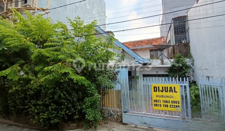 Mangga Besar, Rumah Tua, Hitung Tanah.., Hadap Timur, LT. 255M2 .. Cocok Utk Kost Kost San - foto 1