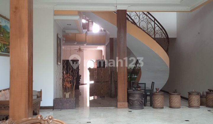 Rumah Termurah Luas 900 M2 Di Perum Lingungan Tenang Lokasi Joglo - foto 1