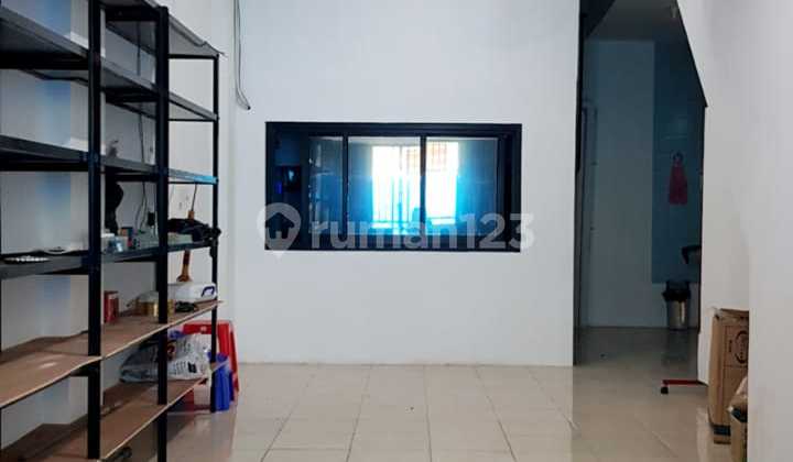 Kost Minimalis Lokasi Strategis, Bebas Banjir, Full Furnished Taman Sari Jakarta Barat - foto 1