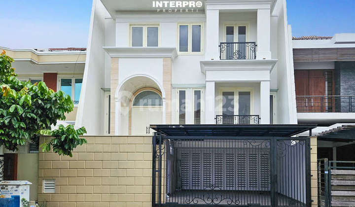 Rumah 3 Lantai Puri Kencana Layout Skylight Sangat Prima - 200M2 - foto 1