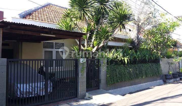 Rumah Dijual di Pos Pengumben, Halaman Luas Dan Asri Bebas Banjir - foto 1