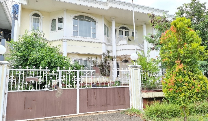 Jual Rumah di Intercon Taman Kebon Jeruk Posisi Hook Jalan Lebar Turun Harga - foto 1