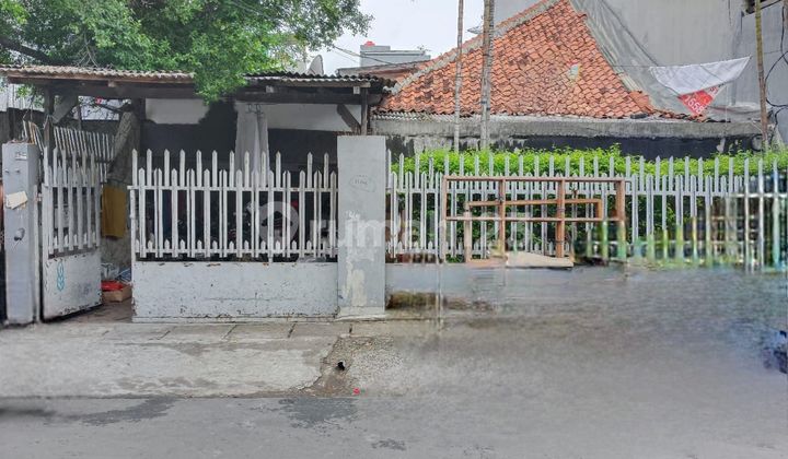 Murah!! Jual Cepat Rumah Tua Jalan2 Mobil - foto 1