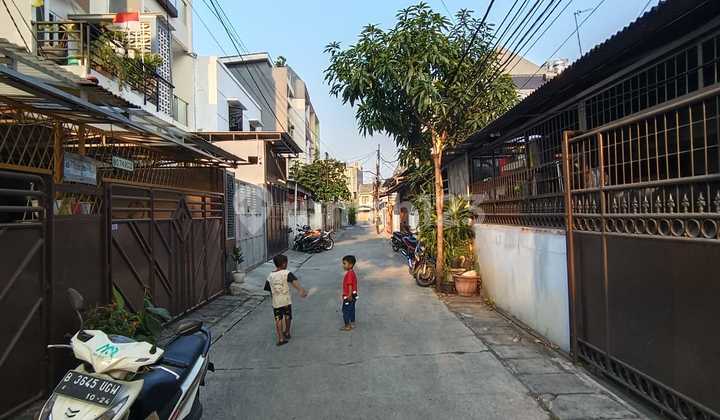 Kost Furnished SHM Strategis di Jelambar, Jakarta Barat - foto 1