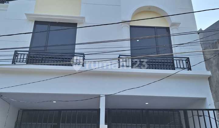 Kost Dijual SHM Furnished di Jelambar, Jakarta Barat - foto 1