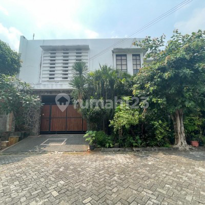 Rumah Bagus Besar. Taman Kedoya Indah No. 8C, Rt. 009 Rw. 005, Kel. Kedoya Selatan, Kec. Kebon Jeruk, Jakarta Barat, , Kedoya - foto 1