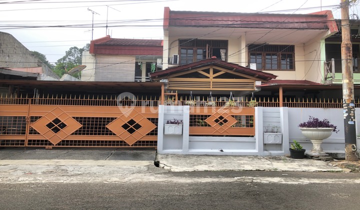 Rumah Departemen Keuangan Ukuran 10,5 X 37,5 di Kembangan - foto 1