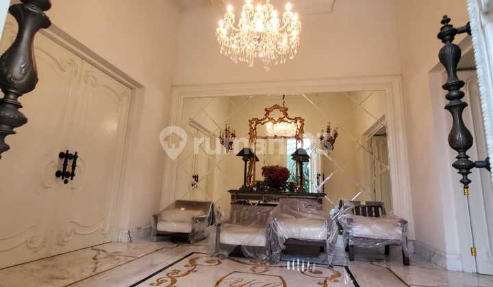 Kost Mewah SHM di Kebon Jeruk, Jakarta Barat - foto 1