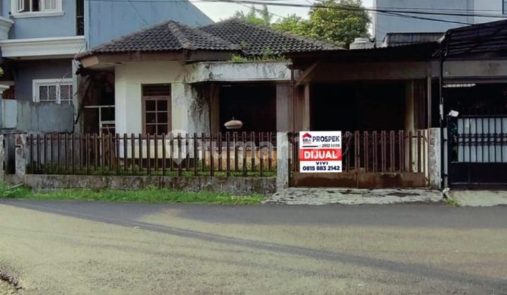 Rumah Hitung Tanah di Taman Meruya Ilir Jakarta Barat - foto 1