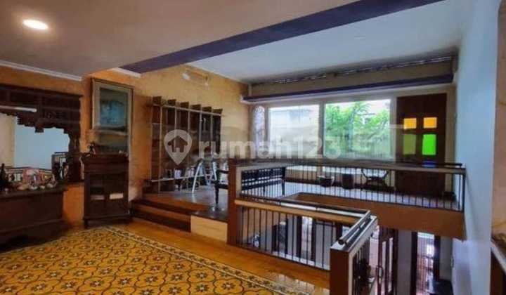 Rumah Cantik Siap Huni, Lokasi Bagus, Tomang, Jakarta Barat - foto 1