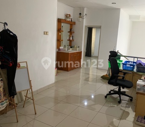 rumah di jalan utama permata buana, siap huni bebas banjir - foto 1