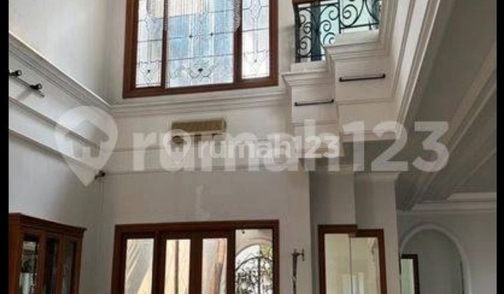 Rumah Intercon Taman Kebun Jeruk - foto 1
