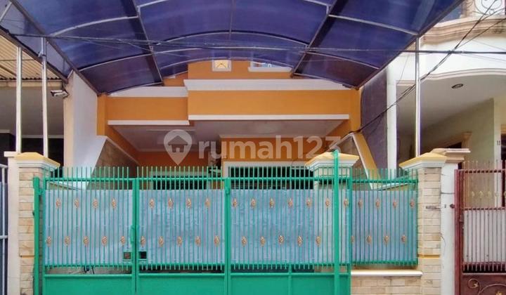 Rumah di Jln Jeruk Manis 3, Jakarta Barat - foto 1