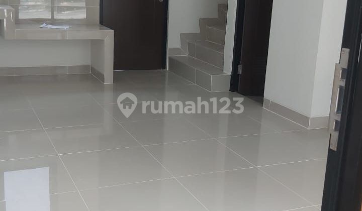Rumah Siap Huni di Cluster Northband Bagus - foto 1