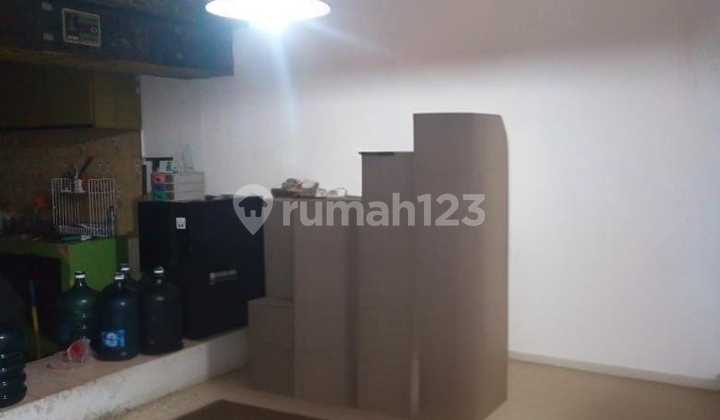 Kost Furnished SHM di Tomang, Jakarta Barat — 7 Kamar - foto 1