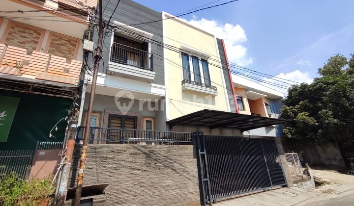 Rumah Split Level Di Grogol Dekat Kampus Untar Dan Trisakti - foto 1