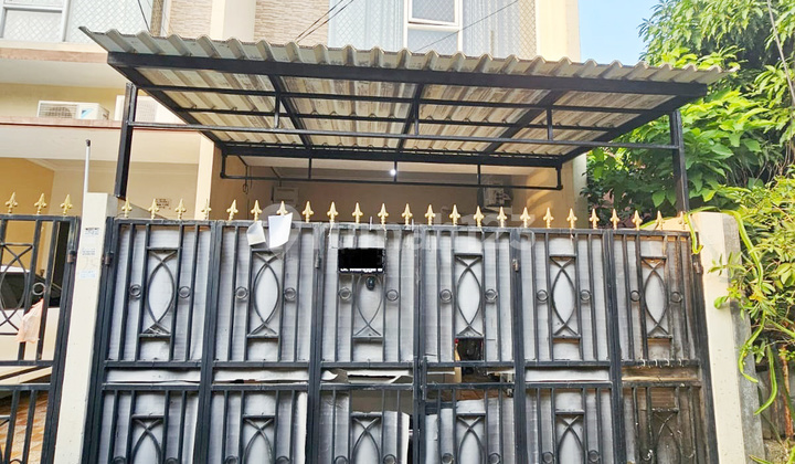 Rumah 4x15.5 Full Furnish Strategis Di Duri Kepa(dk321) - foto 1