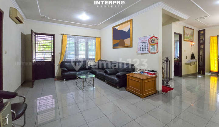 Rumah Permata Buana Posisi Hoek, Jalan Depan Besar, Dekat Taman - foto 1