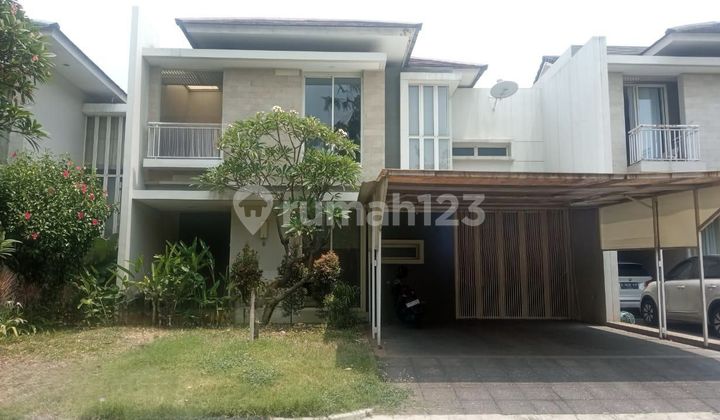 Puri Botanical Eugenia Rumah 2 Lantai Shm .bagus. Utara - foto 1