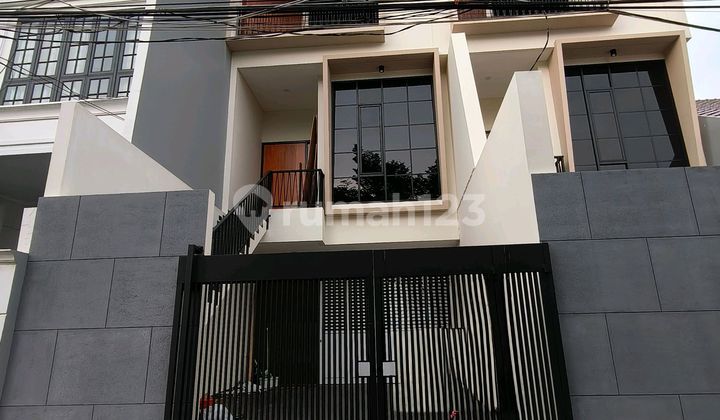 Rumah Baru 3 LT Modern Minimalis di Tomang Jakarta Barat - foto 1