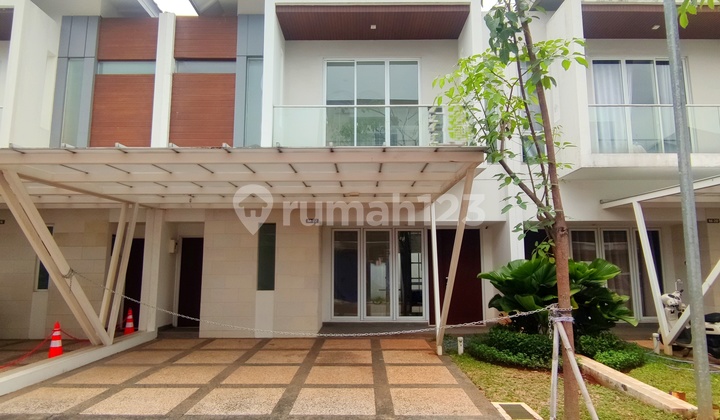 Rumah Riviera Puri Dekat Greenlake Cipondoh Tangerang - foto 1