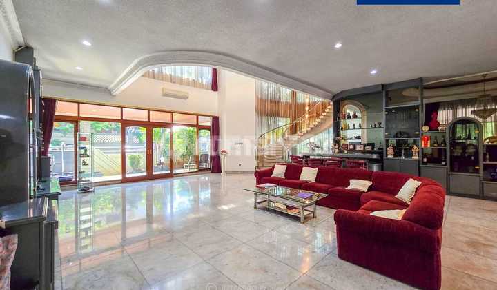Rumah Hook Dijual Green Garden Lt 550m2 Komplek Perumahan Elit - foto 1
