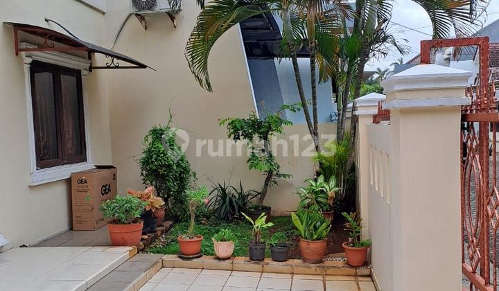 Rumah Bagus 2 1/4lantai Citra Garden 3,pegadungan, Jakarta Barat - foto 1
