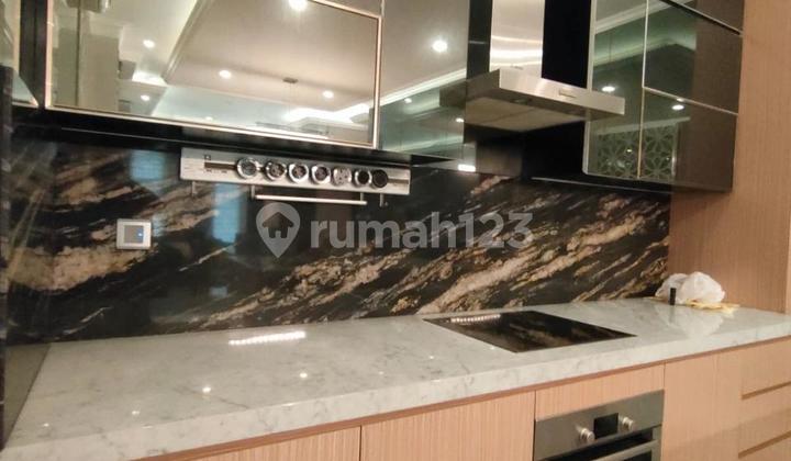 Rumah 10 X 18 Green Lake City Jakarta Barat - foto 1