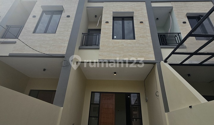 Rumah Indent Baru 4x26 jalan 4 mobil Duri kepa(DK305) - foto 1