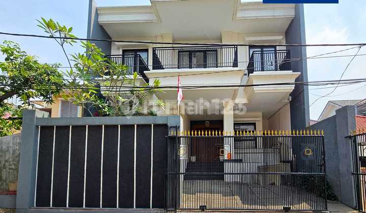 Rumah Siap Huni Dijual Sunrise Garden Lt 148m2 Dekat Sekolahan - foto 1