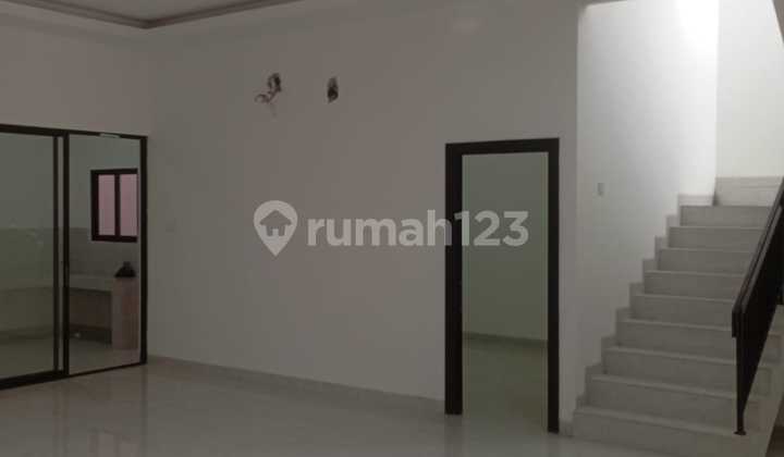 Dijual Rumah Tinggal Brand New Siap Huni Di Citra 2 Ext Jakbar - foto 1