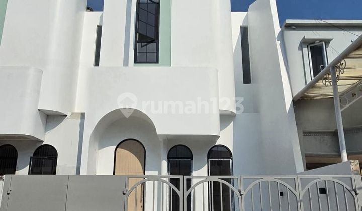 Rumah Baru, 2 Lantai Siap Huni, SHM Citra Garden 2 Jakarta Barat 0014 Erw