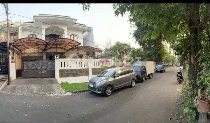 Kost Furnished SHM di Joglo, Jakarta Barat — Lokasi Strategis - foto 1