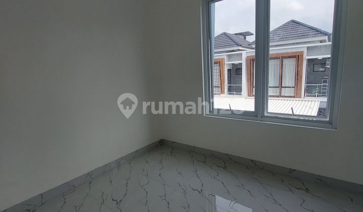 Dijual Rumah Hoek Metland Cluster Clematis - foto 1