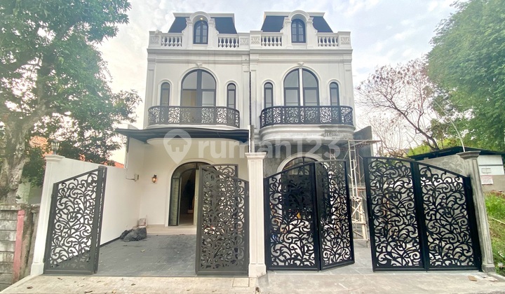 Rumah Baru 3 Lantai Dalam Komplek di Joglo - foto 1