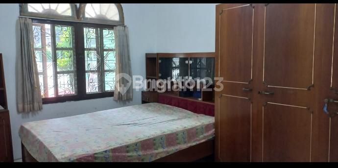 Rumah Strategis Dekat Stasiun Kereta Api Di Taman Kota Kembangan Jakarta Barat - foto 1