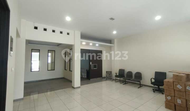 Rumah Shm Unfurnished Meruya Jakarta Barat - foto 1