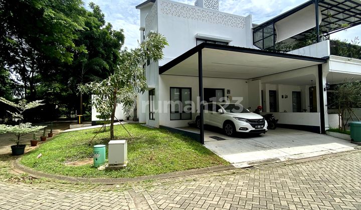 Casa Jardin Posisi Hoek Full Renov Semi Furnish Siap Huni - foto 1